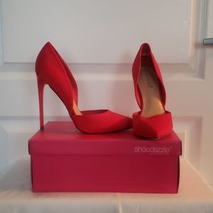 Shoe Dazzle Red Pumps